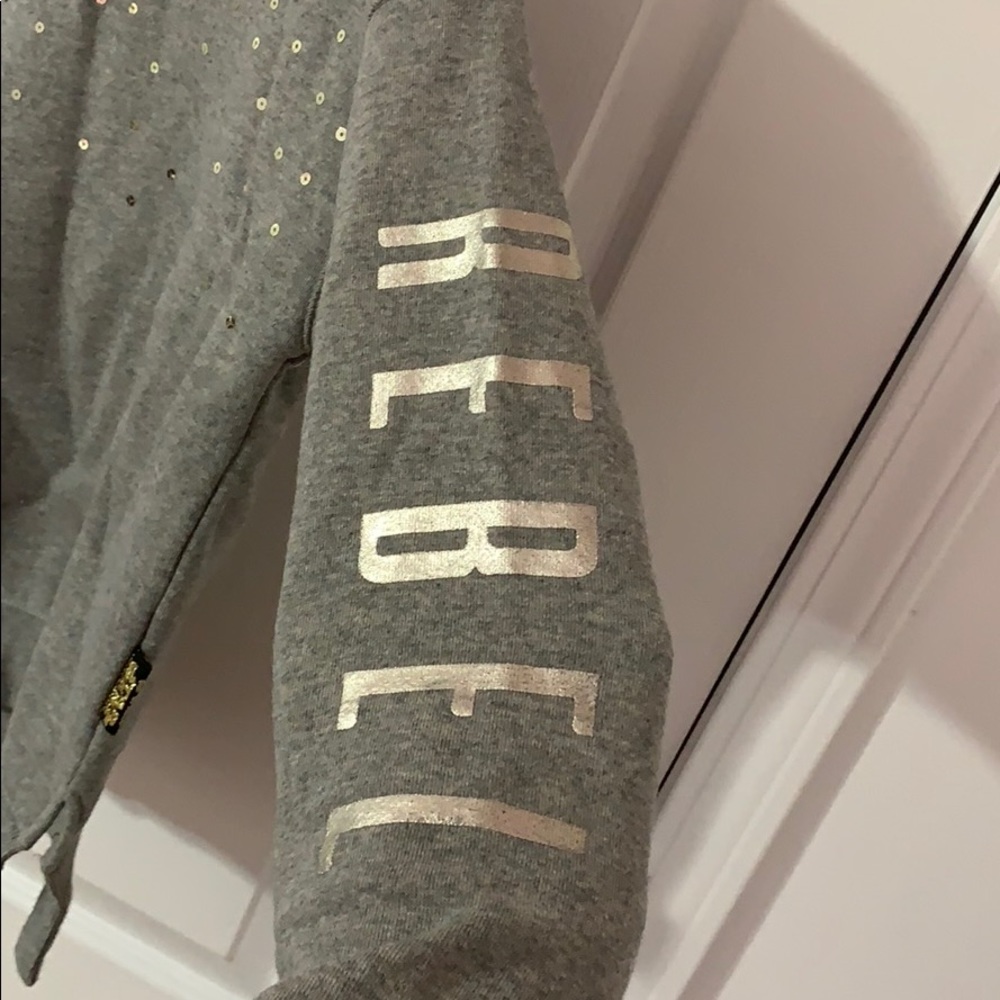 Sweater - Picture 3 of 3